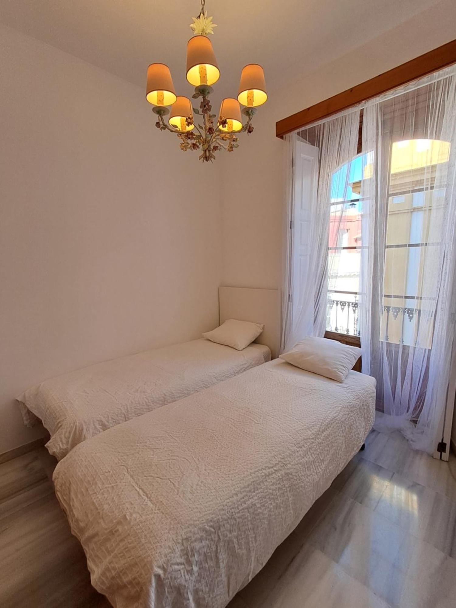 Apartamentos Almirante Hoyos Sewilla Zewnętrze zdjęcie